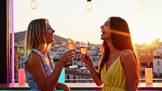 solstice_rooftop.mp4 at 3.53s